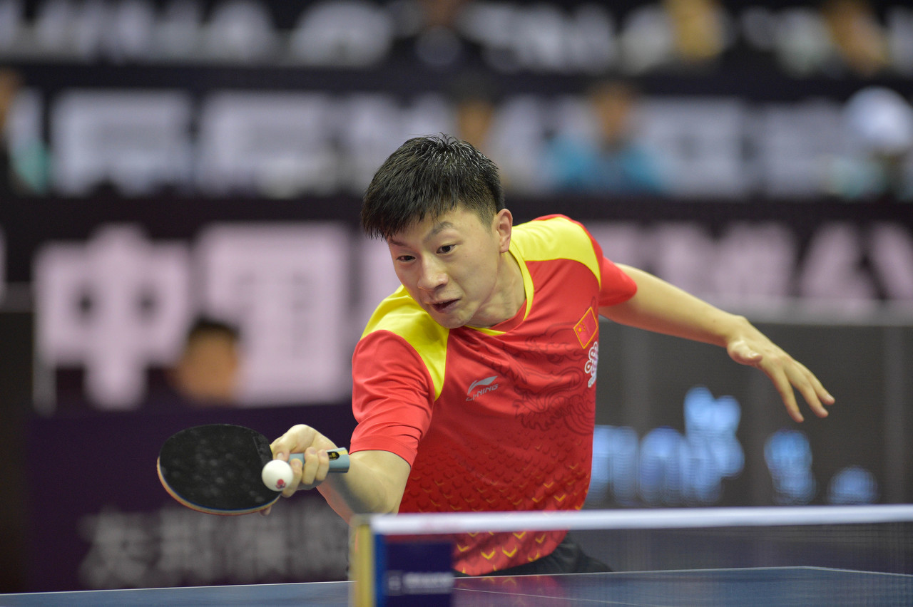 其中锋线球 其中锋线球