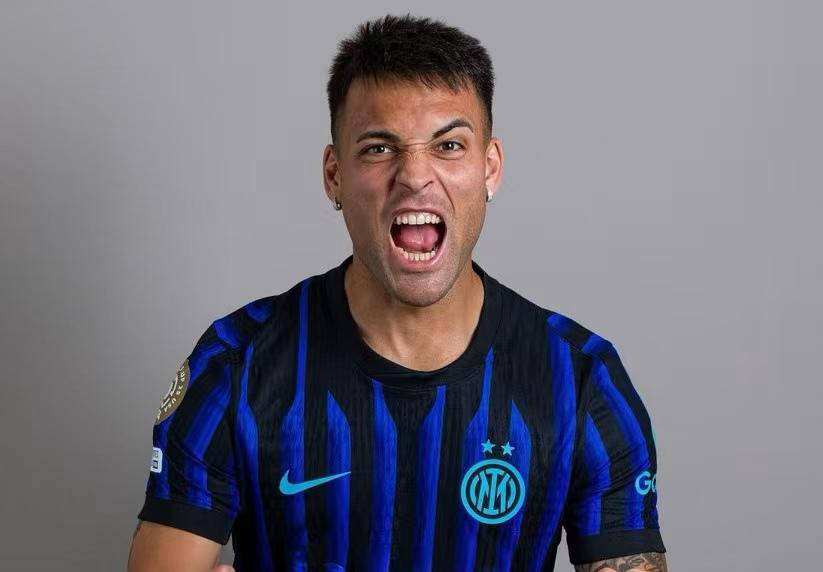 喷火龙担纲 喷火龙担纲