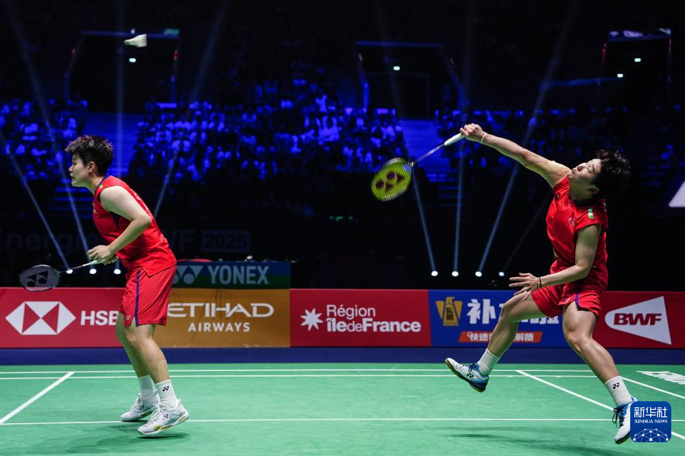 续施压与弱 续施压与弱